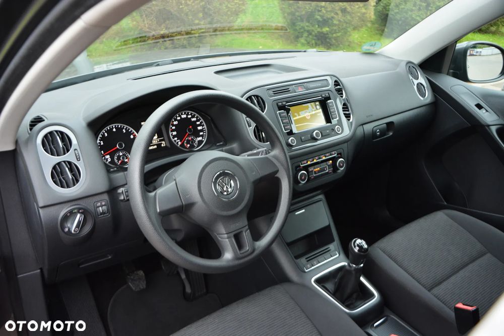 Volkswagen Tiguan - 24