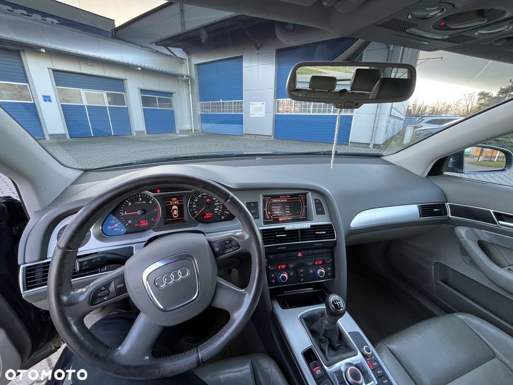 Audi A6 Avant - 17