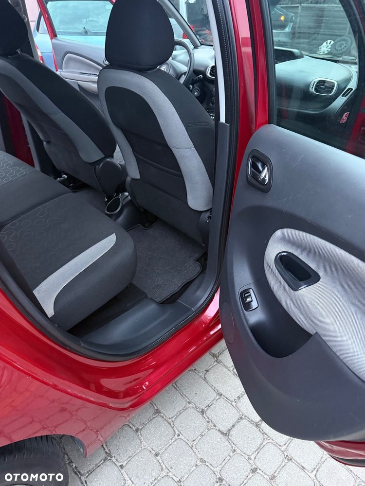 Citroën C3 Picasso 1.4i Exclusive - 15