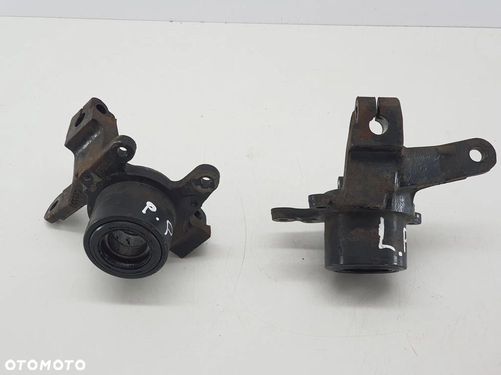 ZWROTNICA PRZOD TGB BLADE 250 - 2