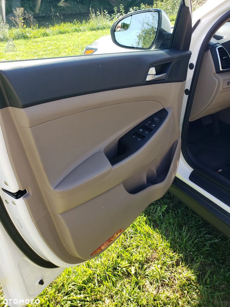 Hyundai Tucson - 18