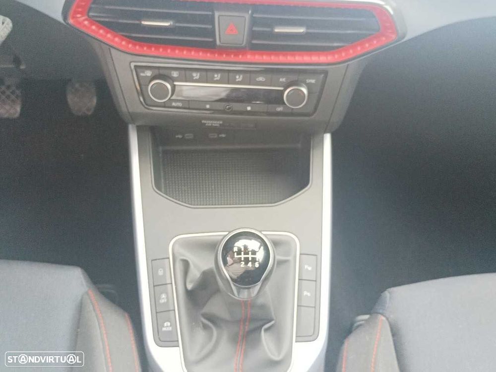 SEAT Arona 1.0 TSI FR - 14