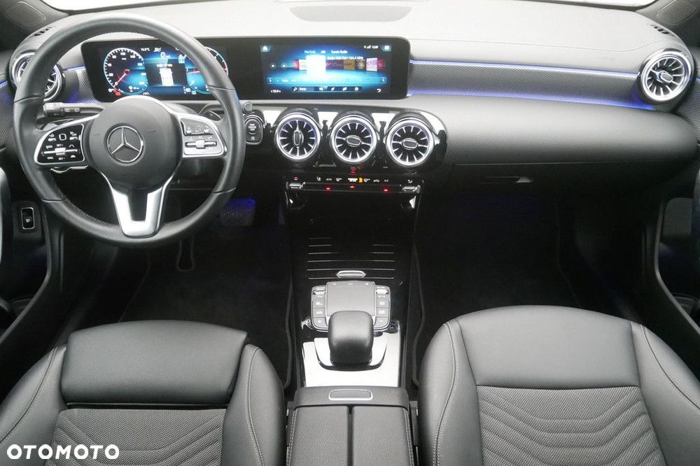 Mercedes-Benz CLA - 8