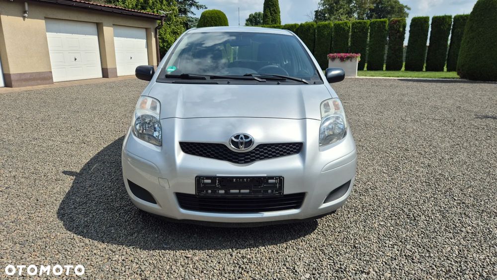 Toyota Yaris 1.0 VVT-i - 10