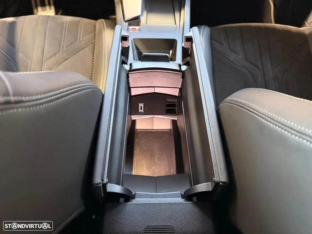 Peugeot 308 SW 1.5 BlueHDi GT Pack EAT8 — fotografia 3