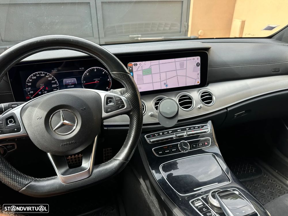 Mercedes-Benz E 220 d AMG — fotografia 9