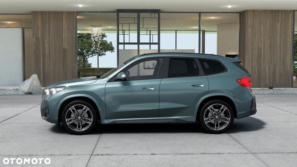 BMW X1 xDrive20d M Sportpaket - 4
