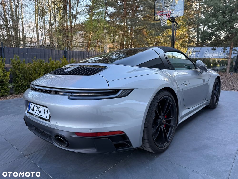 Porsche 911 Targa 4 GTS - 5