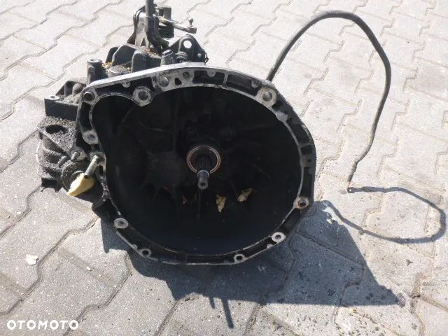 MANUALNA SKRZYNIA BIEGÓW RENAULT MEGANE II 1.9 DCI 8200156391 - 6
