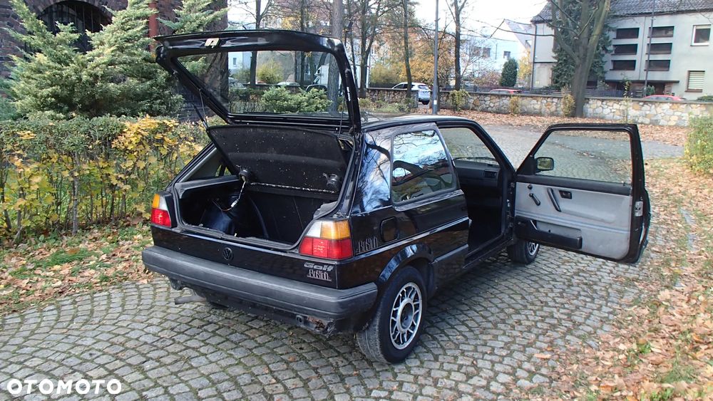 Volkswagen Golf 1.3 - 28