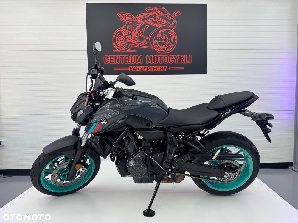Yamaha MT - 6