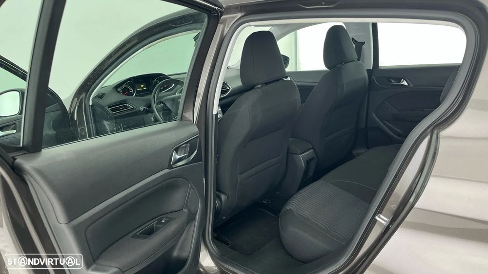 Peugeot 308 1.6 HDi Access - 12