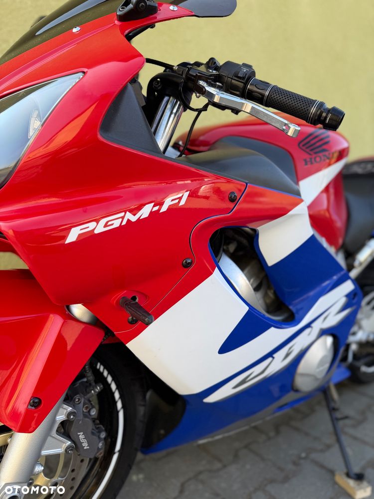 Honda CBR - 30
