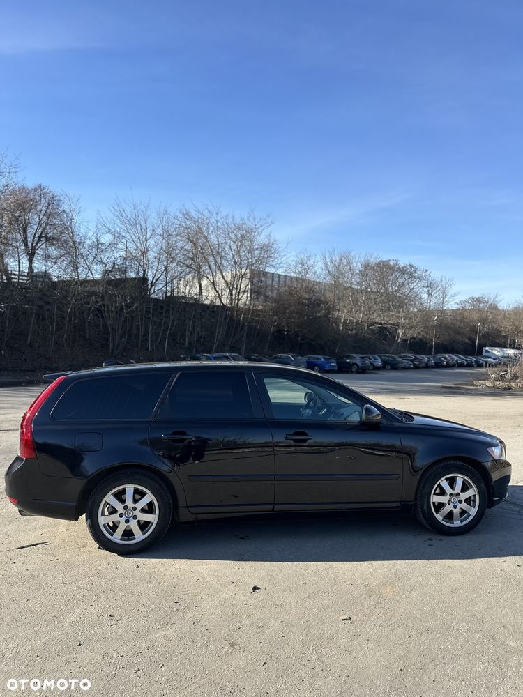 Volvo V50 D3 Kinetic - 1