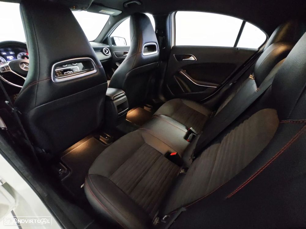 Mercedes-Benz A 180 (BlueEFFICIENCY) 7G-DCT AMG Sport - 46