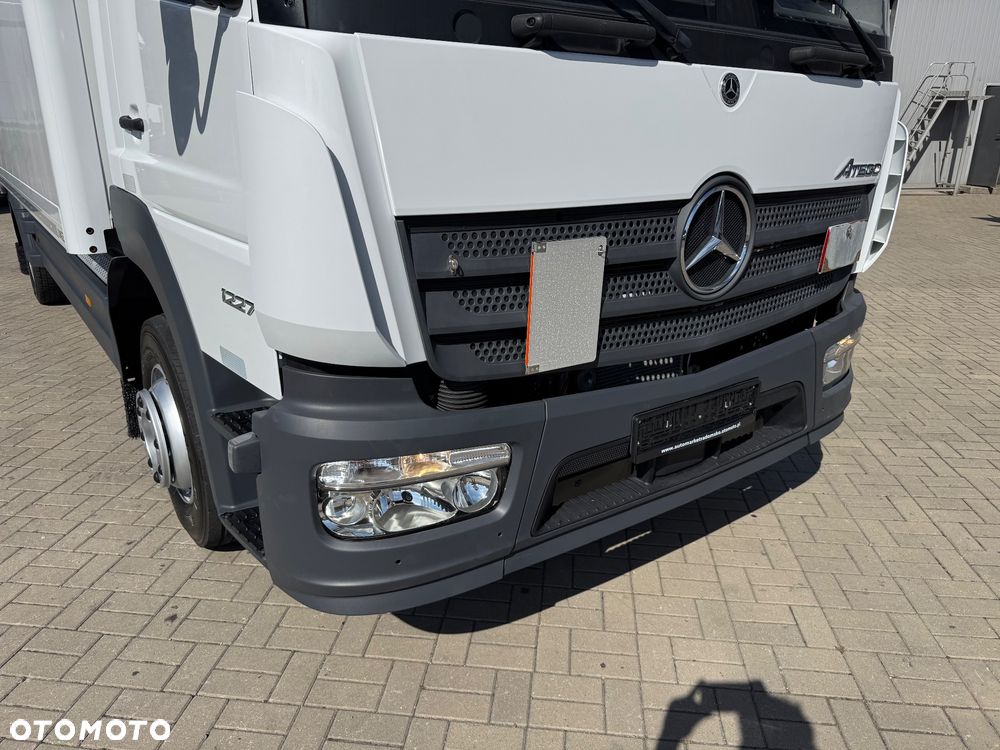 Mercedes-Benz ATEGO - 17