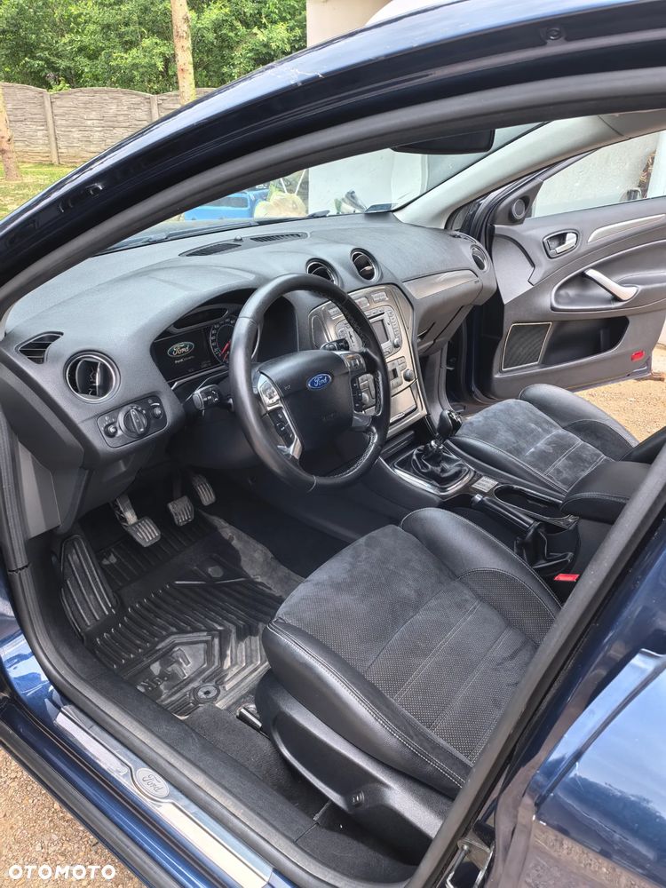 Ford Mondeo - 19