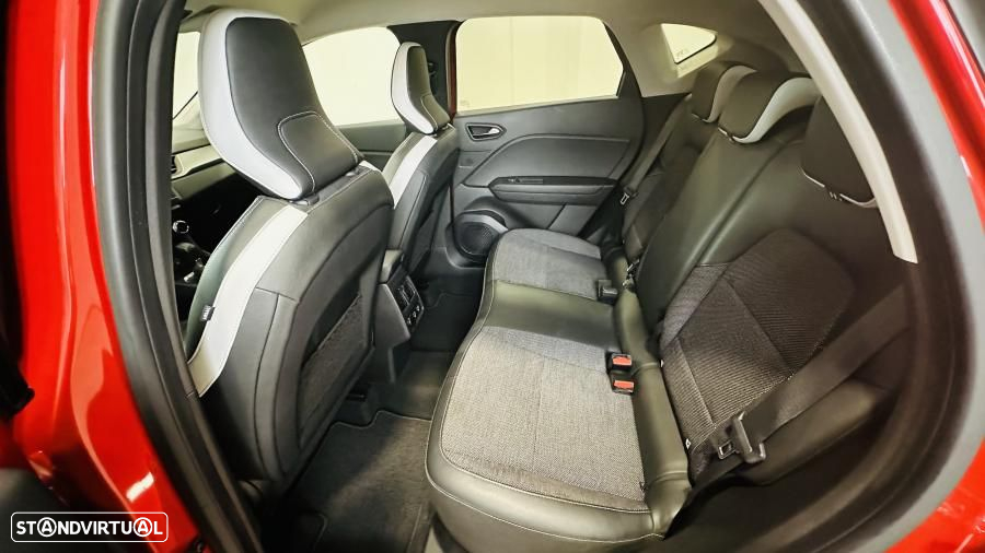 Renault Captur 1.3 TCe Exclusive EDC - 26