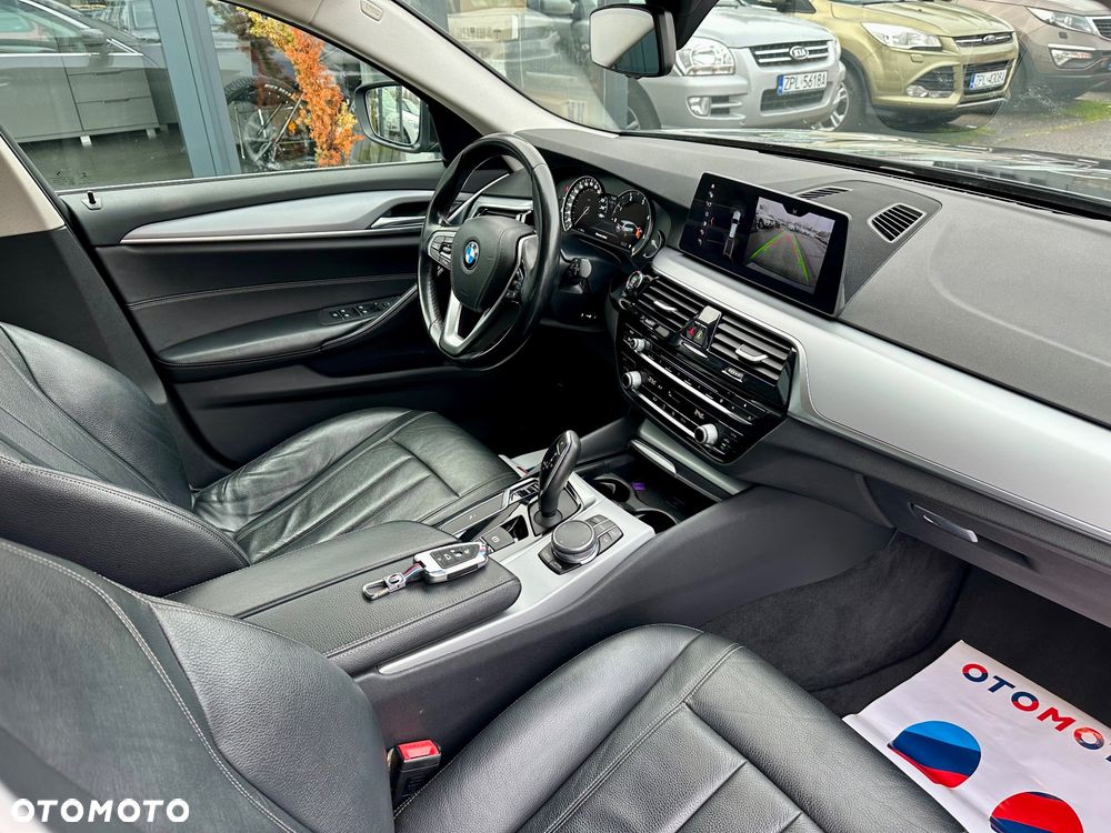 BMW Seria 5 520d xDrive Sport Line - 22