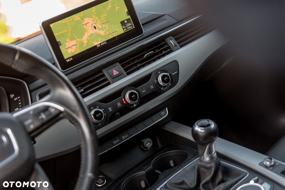 Audi A4 Avant 2.0 TDI design - 14