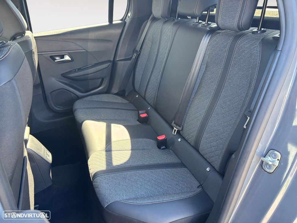 Peugeot 208 1.2 PureTech Allure - 13