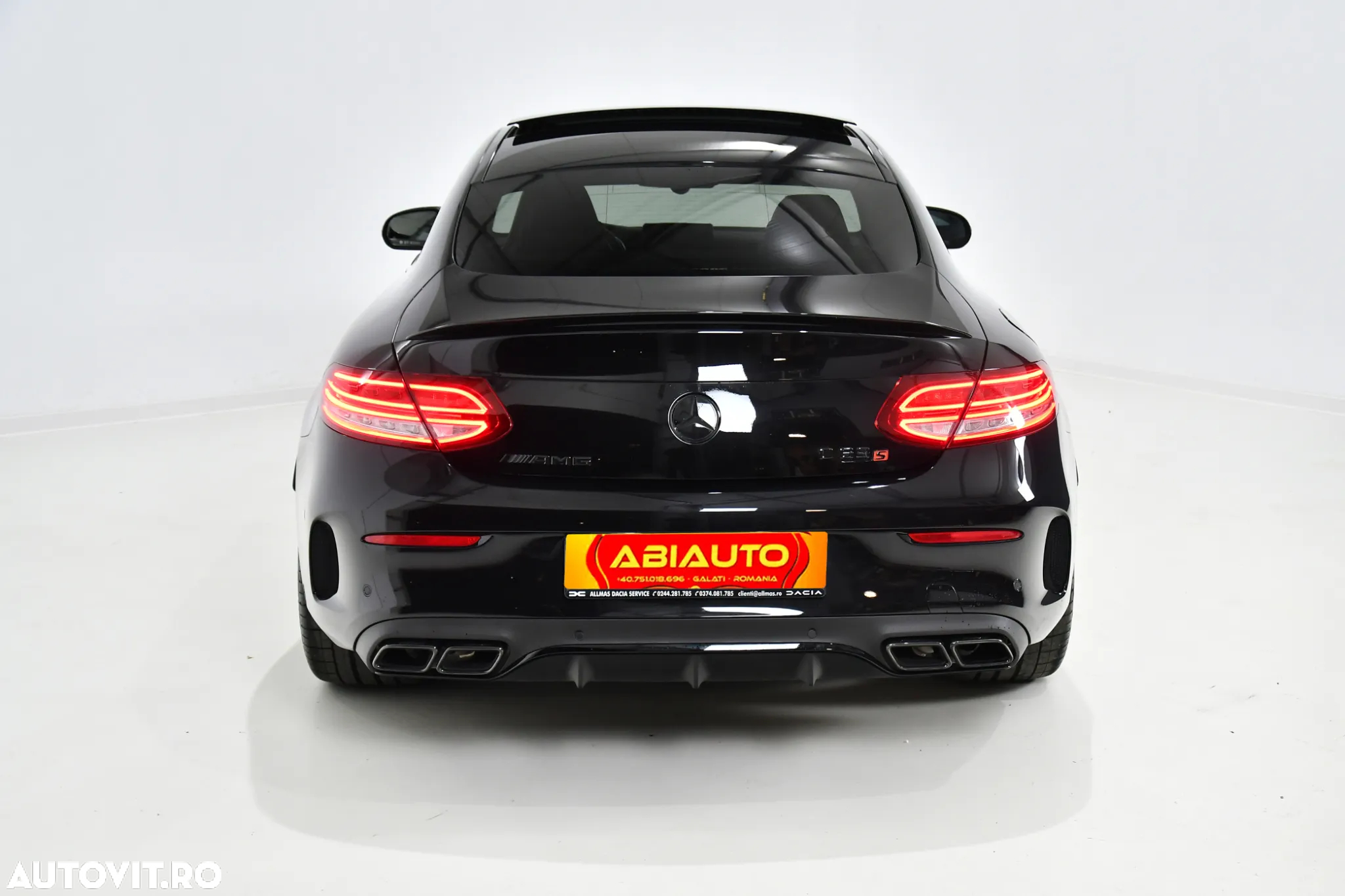 Mercedes-Benz AMG - 5