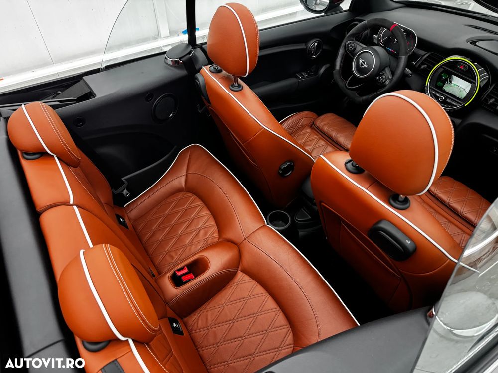 Mini Cooper John Works Trim - 18