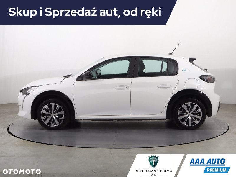 Peugeot 208 - 4