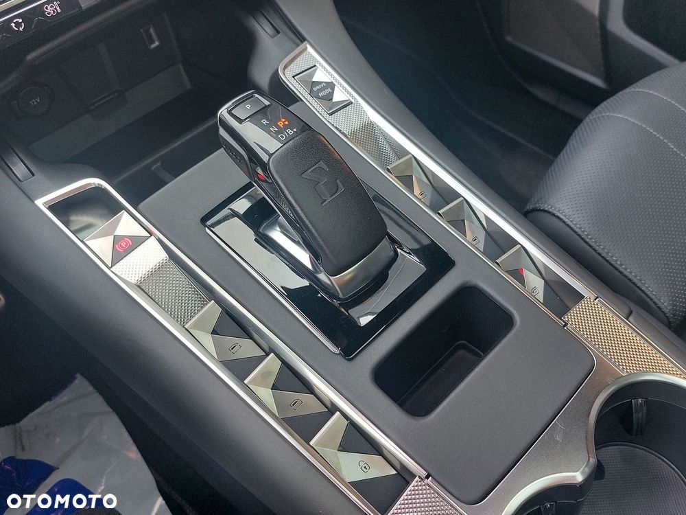 DS Automobiles DS 7 Crossback - 21