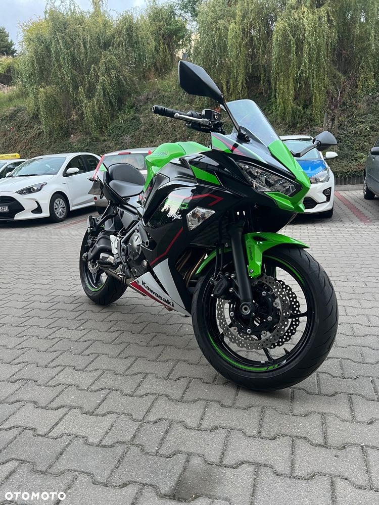 Kawasaki Ninja - 4