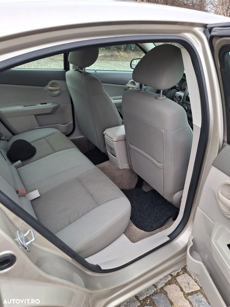 Dodge Avenger 2.0L CRD SXT - 3