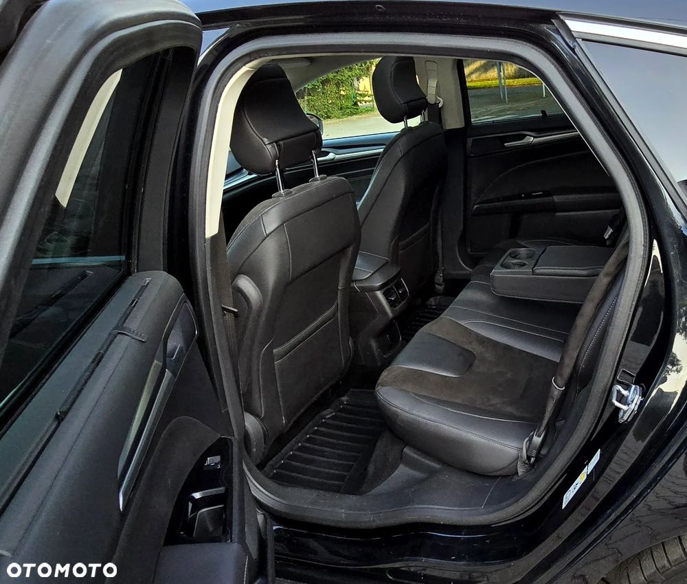 Ford Mondeo - 16