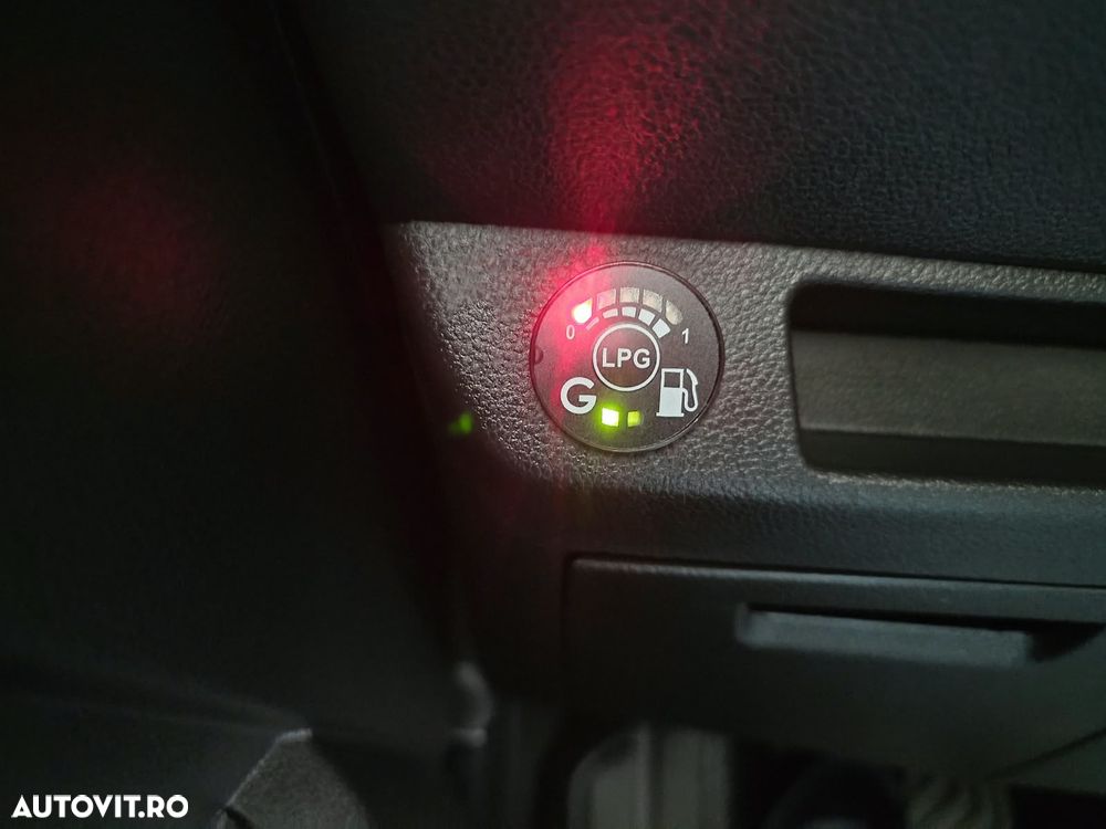 Renault Clio - 13
