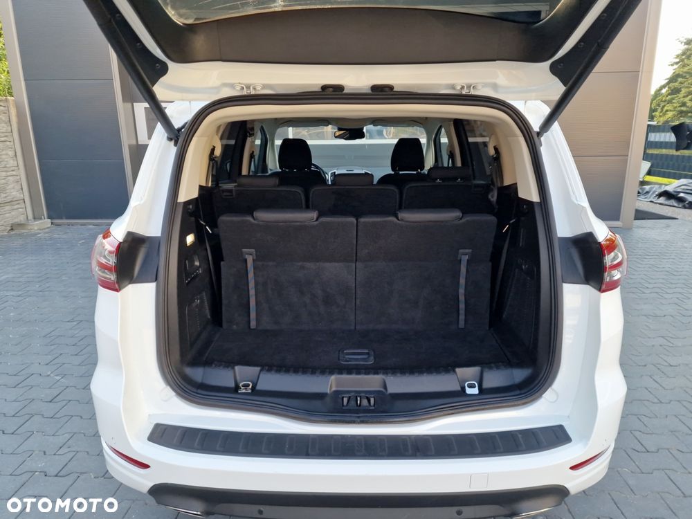 Ford S-Max 2.0 EcoBlue Titanium - 27