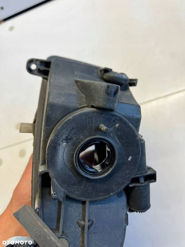 8K0 941 700 A Światło przeciwmgłowe Audi A4 S4 B8 8K 2013 PRAWA PRZÓD - 2