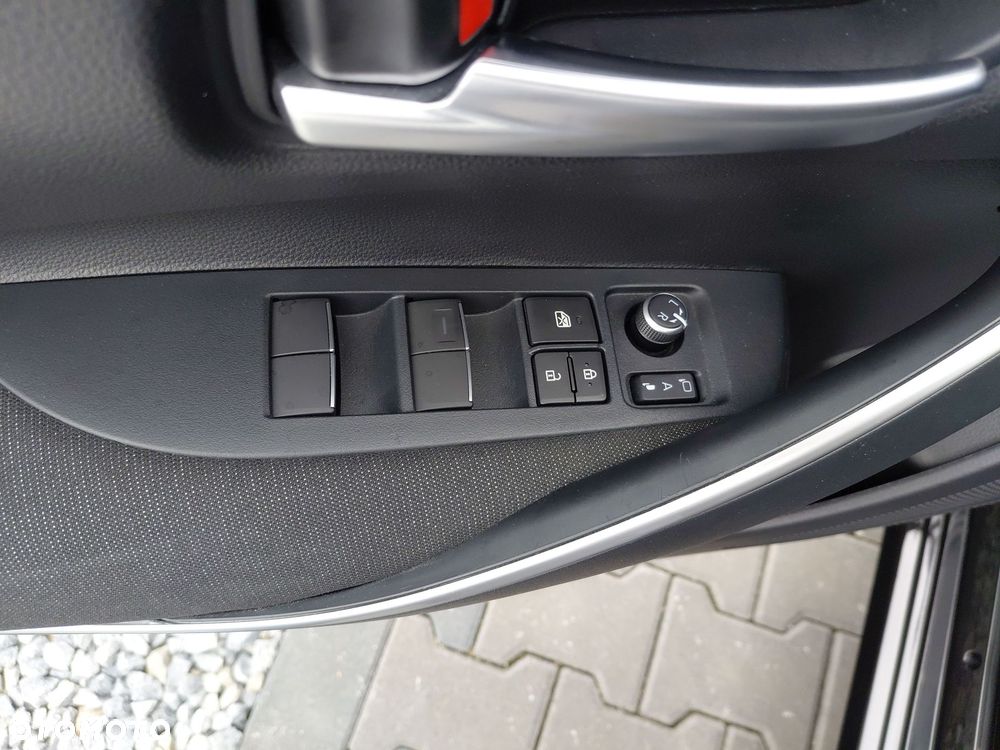Toyota Corolla 1.8 Hybrid Comfort - 20