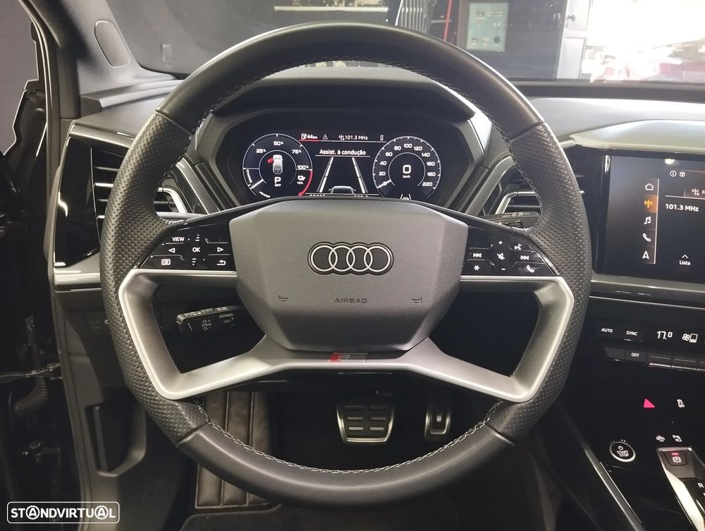 Audi Q4 e-tron 45 82 kWh SE Business Plus - 23