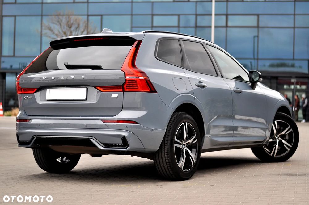 Volvo XC 60 T6 AWD Recharge Geartronic RDesign - 2