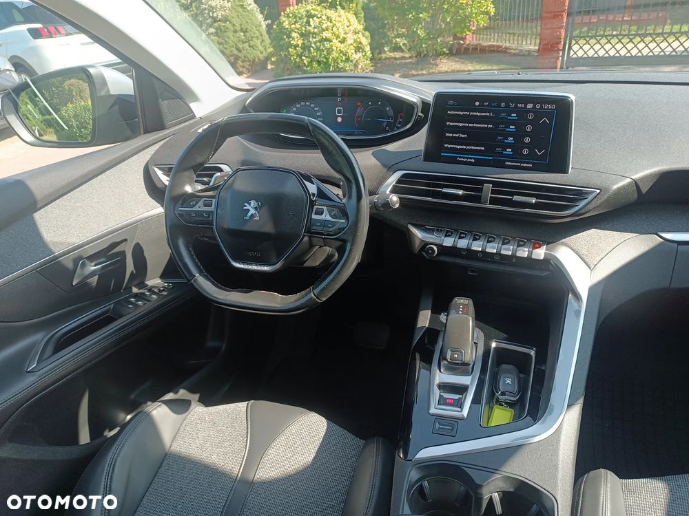 Peugeot 5008 1.6 BlueHDI Allure S&S EAT6 - 12