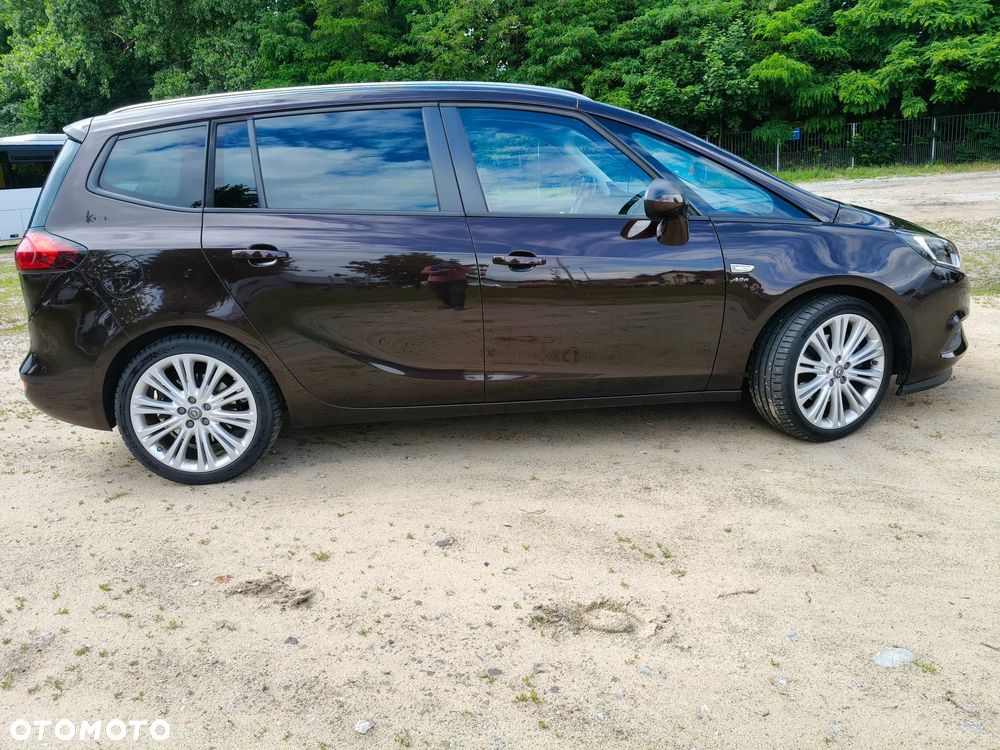 Opel Zafira 2.0 D Start/Stop Active - 4