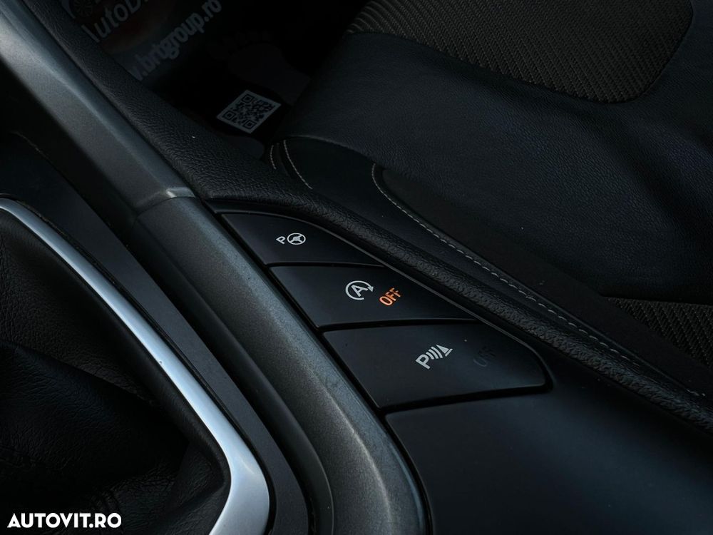 Ford Mondeo - 33