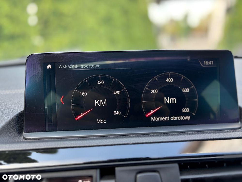 BMW 1M - 26