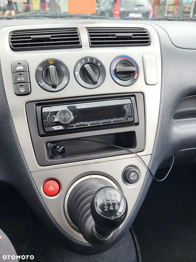 Honda Civic 1.6i Extra Edition - 10