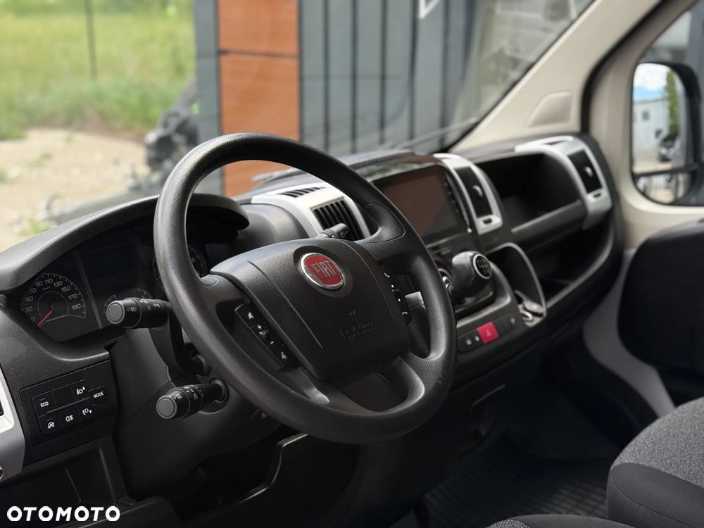 Fiat Ducato 2.3 140KM / Kontener 4,2m 8EP + Winda Dhollandia 750kg / 183.340KM PRZEBIEG / 2021 ROK PRODUKCJI / ZAREJESTROWANY W PL - 24