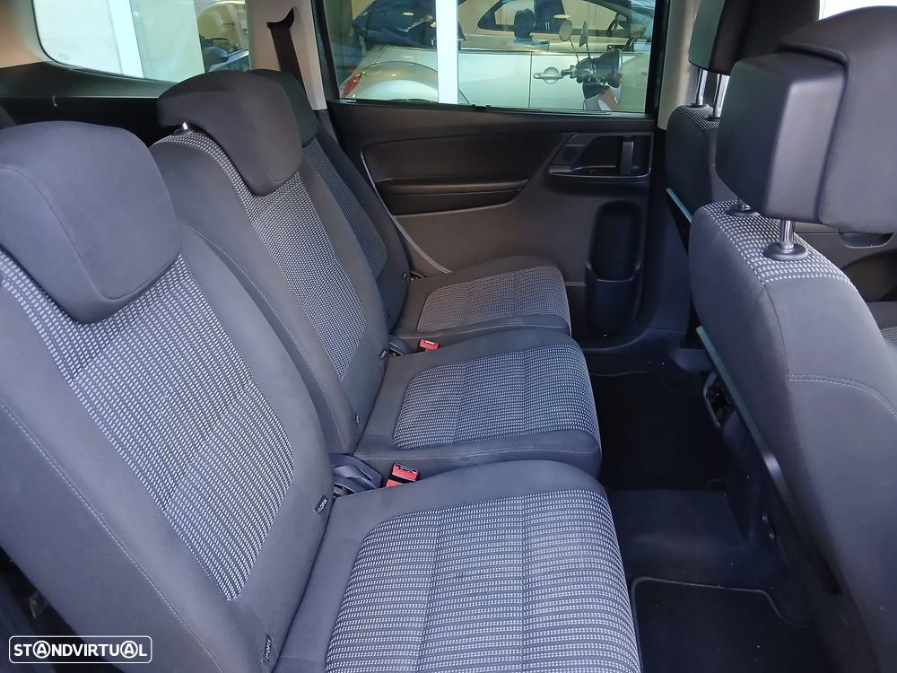SEAT Alhambra - 12