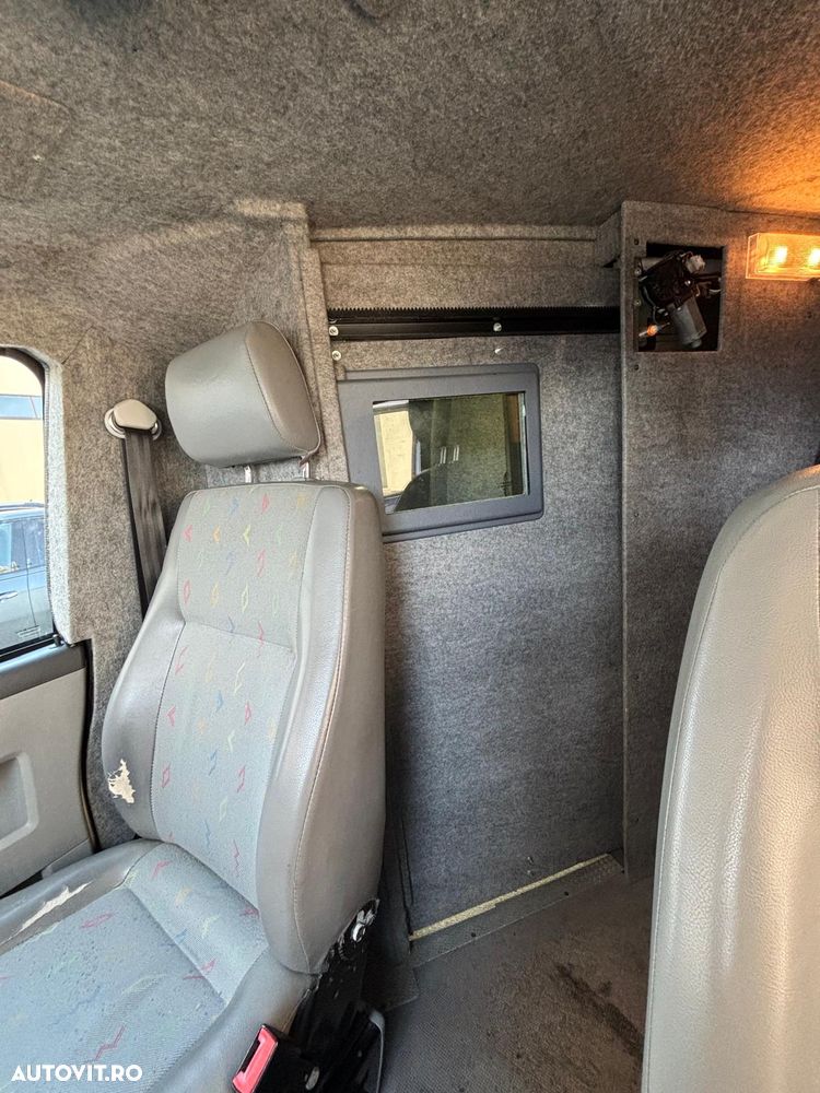 Volkswagen TRANSPORTER BLINDAT - 26