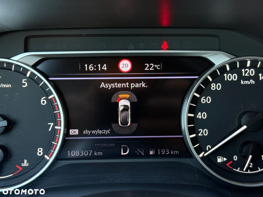 Nissan Qashqai 1.3 DIG-T N-Connecta DCT - 25