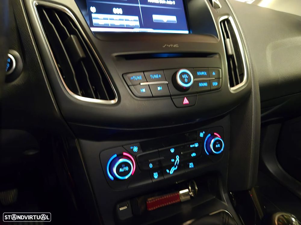 Ford Focus 1.5 TDCi Titanium - 27