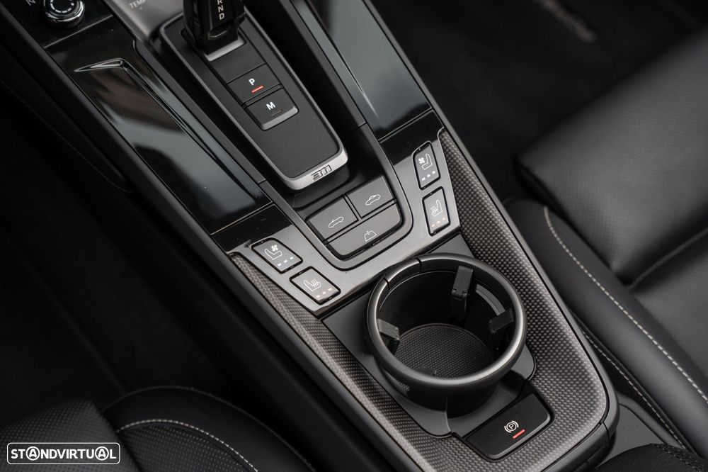 Porsche 911 (992) Carrera 4 GTS - 21