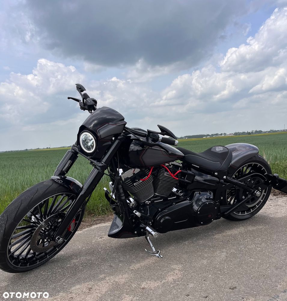Harley-Davidson FXSB Breakout - 1